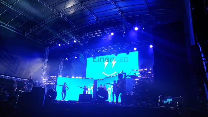 Professional LED Screens & Visual Displays